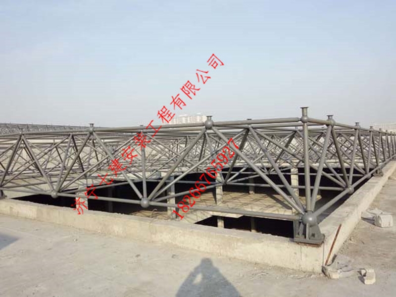 保定鑫丰家居城屋面网架工程