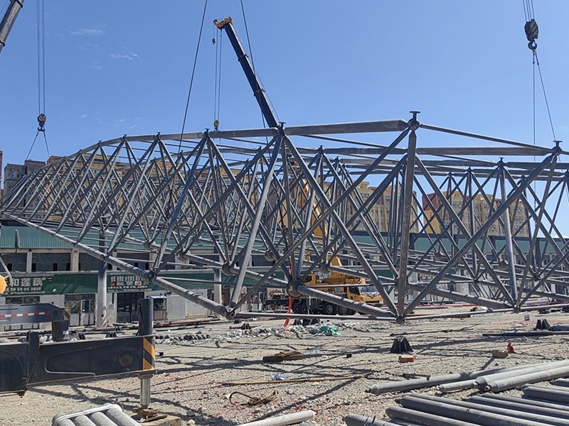 新疆全荣网架工程施工现场